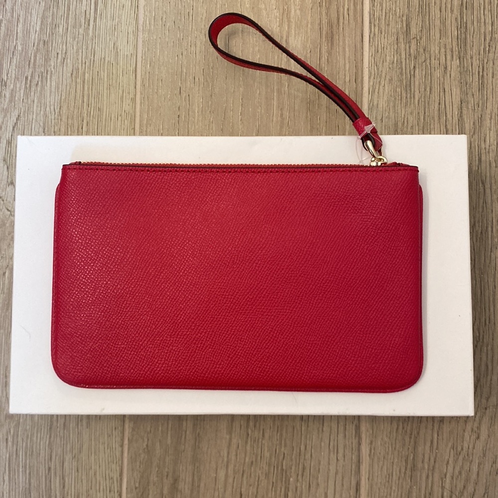 NWT Coach Wristlet - Picture 3 of 10